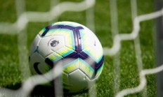 孙颖莎复出首秀出彩，利物浦主场险胜阿森纳，豪取15连胜